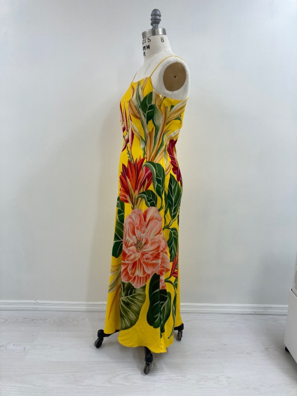 NWT Farm Rio Yellow Tropical Print Bias Dress Size M - Picture 2 of 13